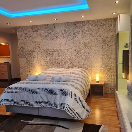 Exklusive Moderne 2 Zi. Wohnung In Ruhiger Lage Schechingen ภายนอก รูปภาพ