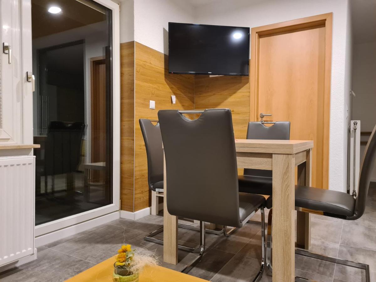 Exklusive Moderne 2 Zi. Wohnung In Ruhiger Lage Schechingen ภายนอก รูปภาพ