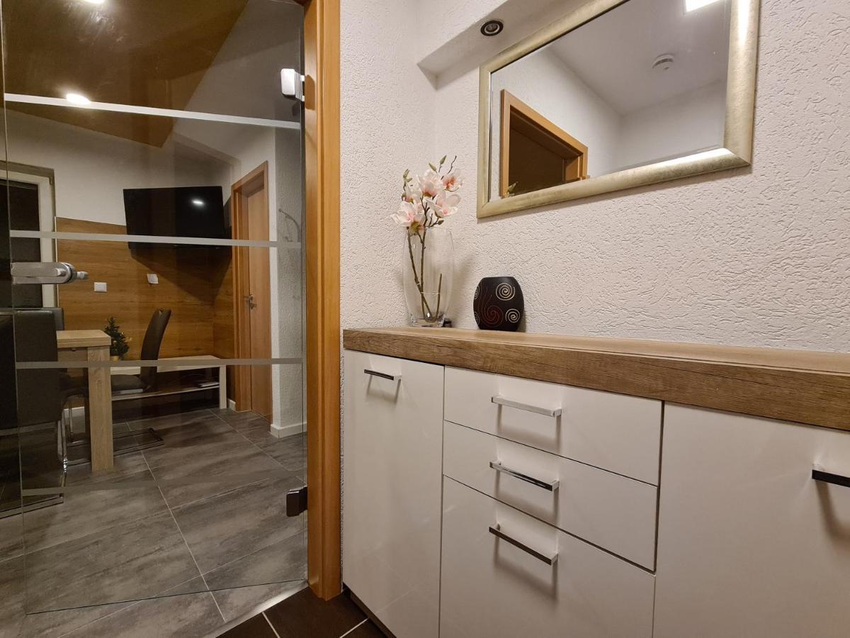 Exklusive Moderne 2 Zi. Wohnung In Ruhiger Lage Schechingen ภายนอก รูปภาพ