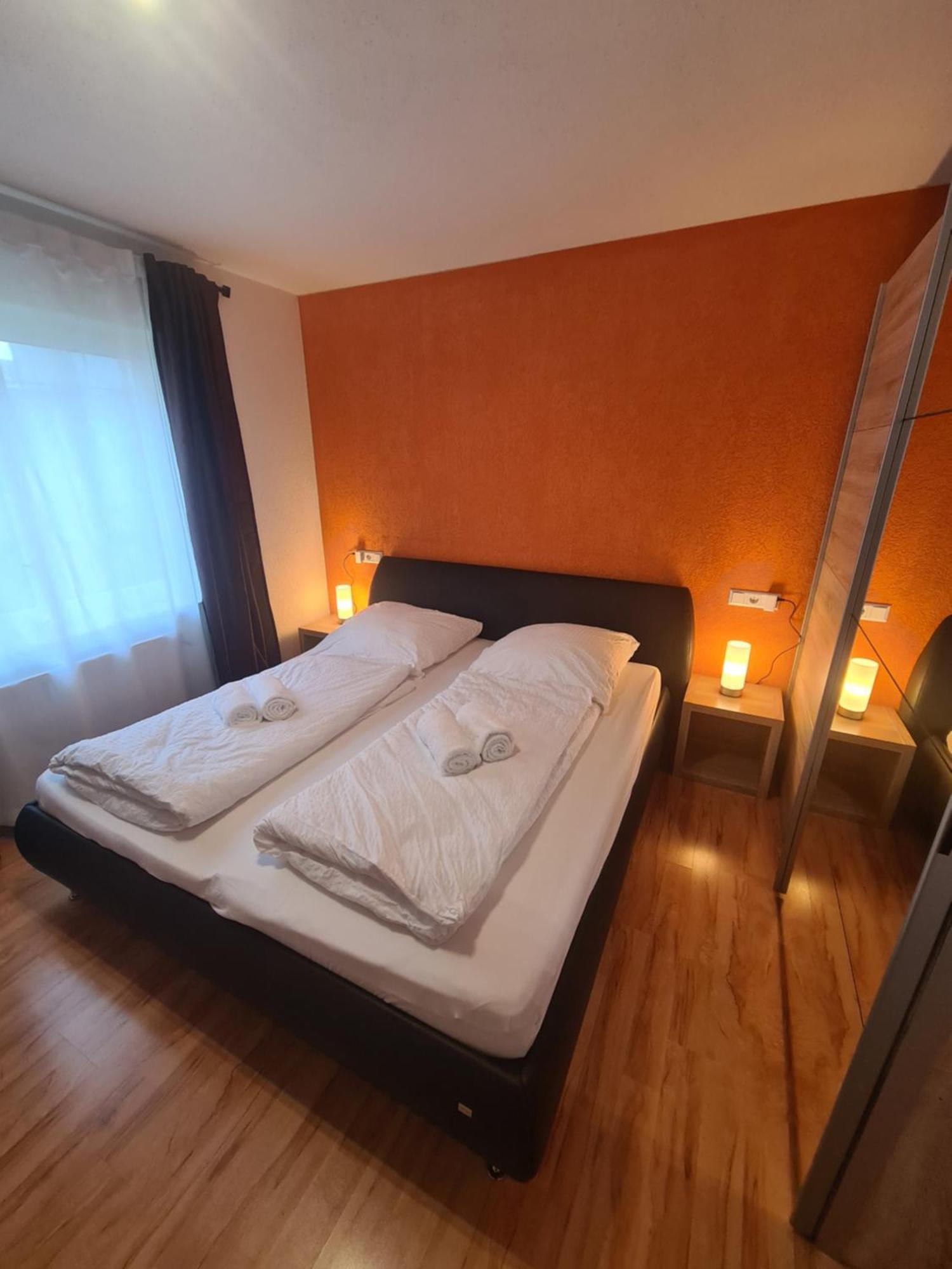 Exklusive Moderne 2 Zi. Wohnung In Ruhiger Lage Schechingen ภายนอก รูปภาพ